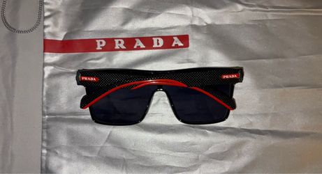 Sunglasses men’s or woman’s