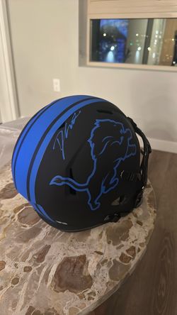SIGNED DETROIT LIONS HELMET