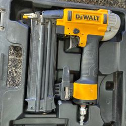 DeWalt Nailer, model: DWFP12233