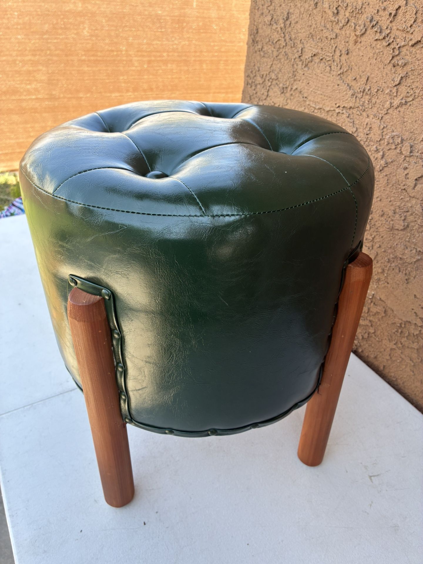 Beautiful Faux Leather Emerald Stool