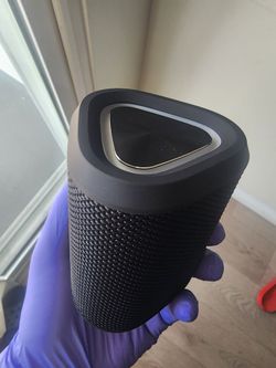 M12 Portable Bluetooth Speaker and Radio — New!