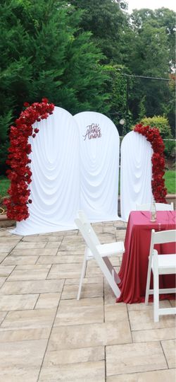 That’s Amore backdrop Arches