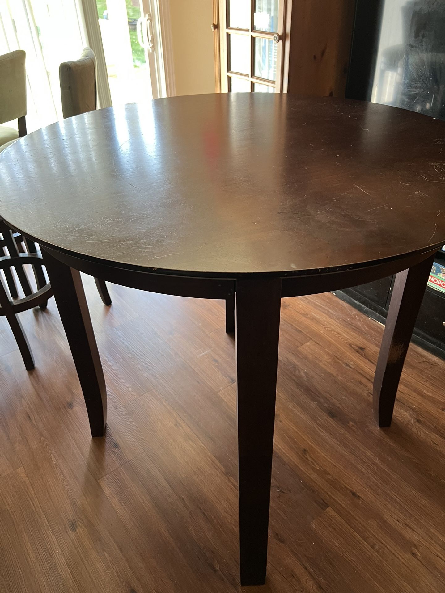 Round Table And 4 Chairs for Sale in Mount Holly, NC OfferUp