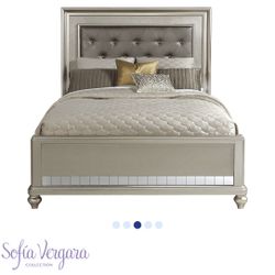 Paris Silver 3 Pc Queen Bed With Tempur-Pedic Mattress (protective mattress cover included)
