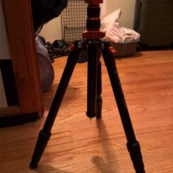 KF Concept Tripod 