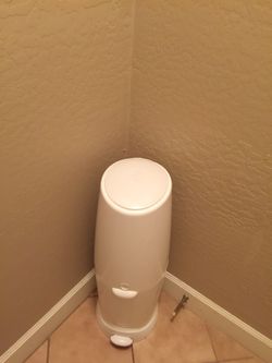 Diaper genie