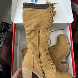 Womens Knee High Boots Size 7