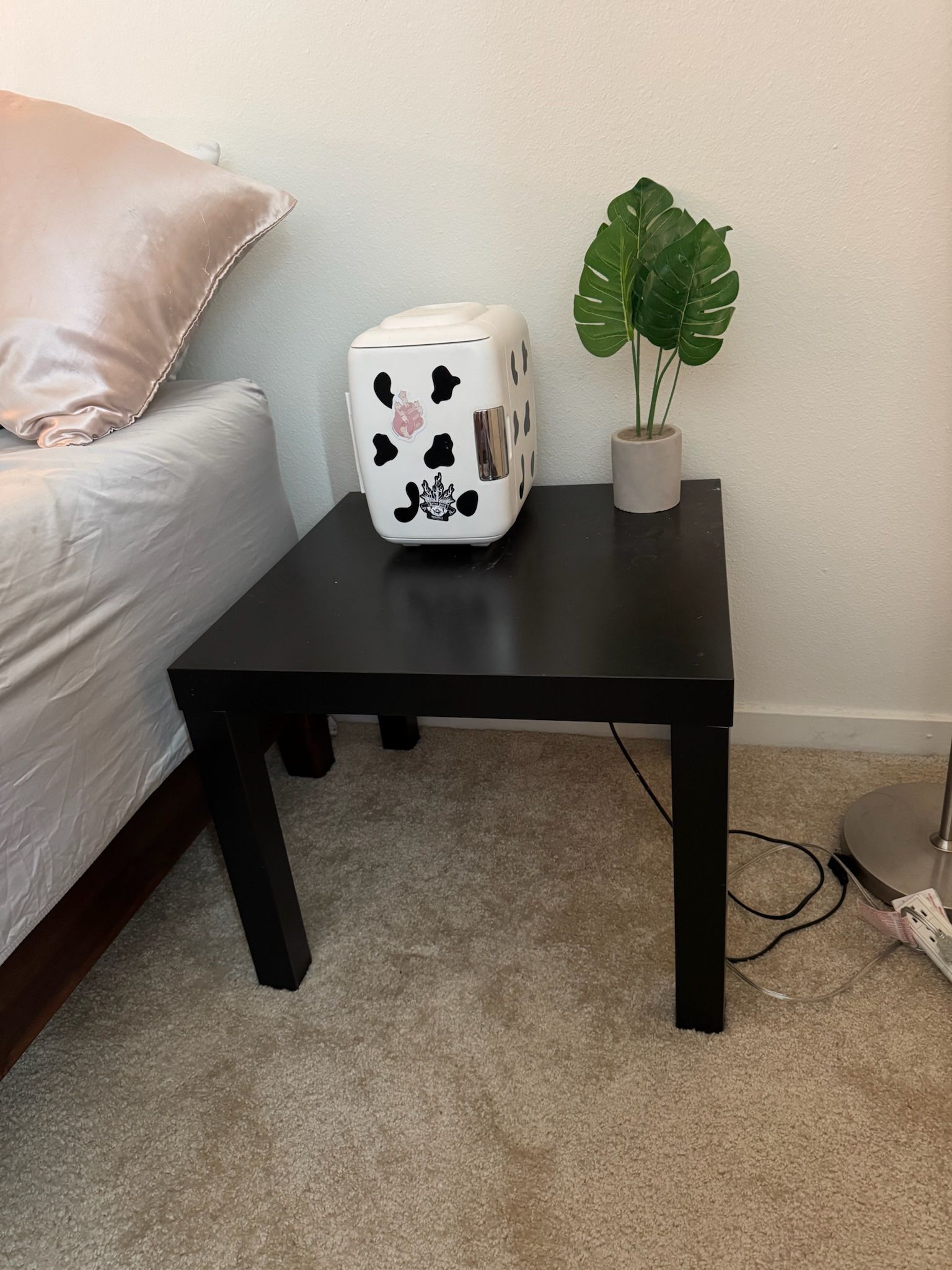 Night Stand.