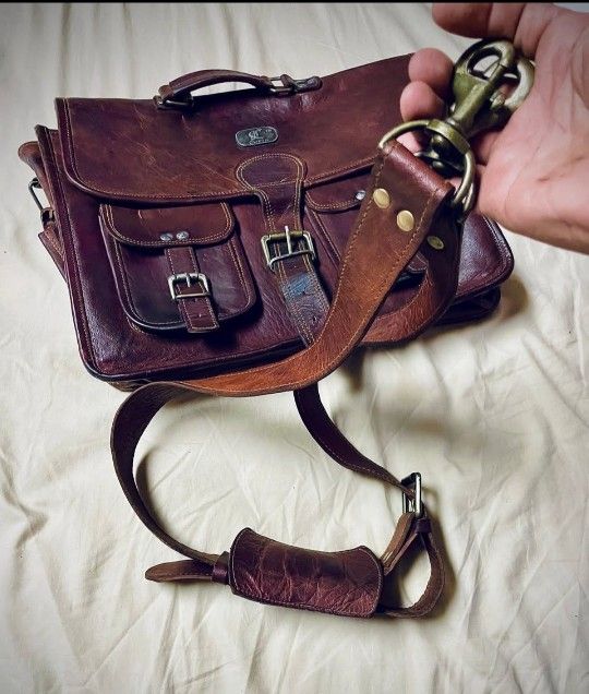 Vintage leather bag for laptop or tablet up to 18 inches BIG‼️