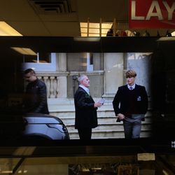 Samsung 55” class crystal UHD 4K Smart Tv
