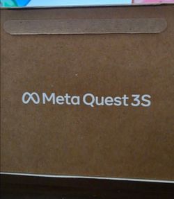 Quest 3s Like New