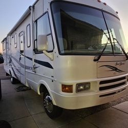 2004 Sea Breeze Motor Home