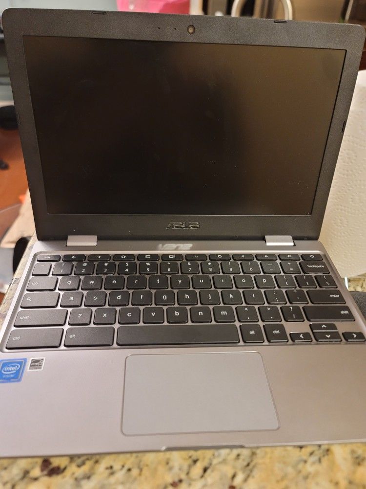 ASUS Chromebook