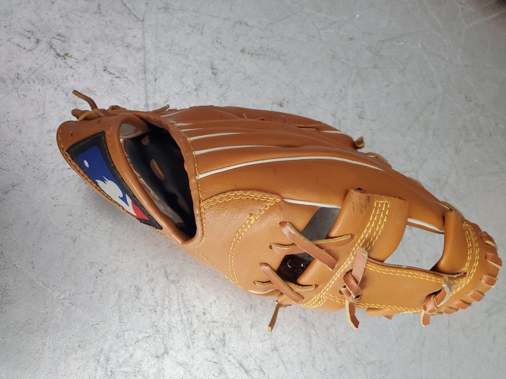 World Series 2000 baseball glove mbna-2000ws youth RH