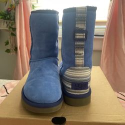 RARE BLUE UGGS