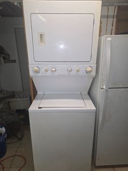 Whirlpool stackable washer and dryer