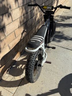 Super 73 z Miami
