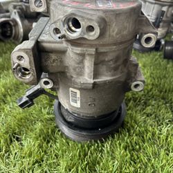 2013 Hyundai Veloster A/C Compressor Parts
