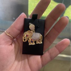 14kt Elephant Charm 