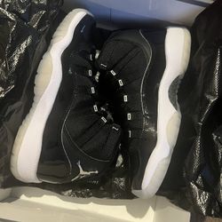 Size 5 (GS) - Jordan 11 Retro Mid Jubilee / 25th Anniversary