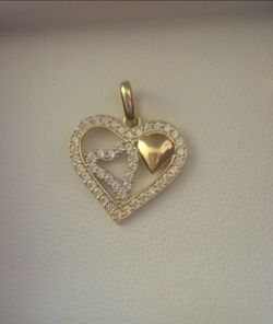 14 k Gold  
Heart Pendant