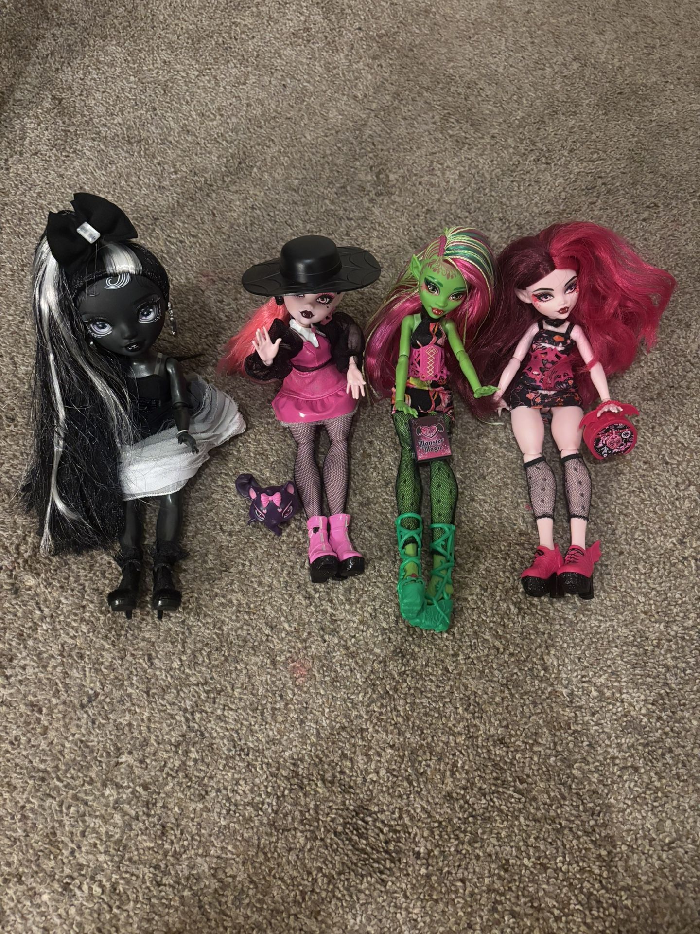 Monster High Vampire Lot Of 4 Dolls