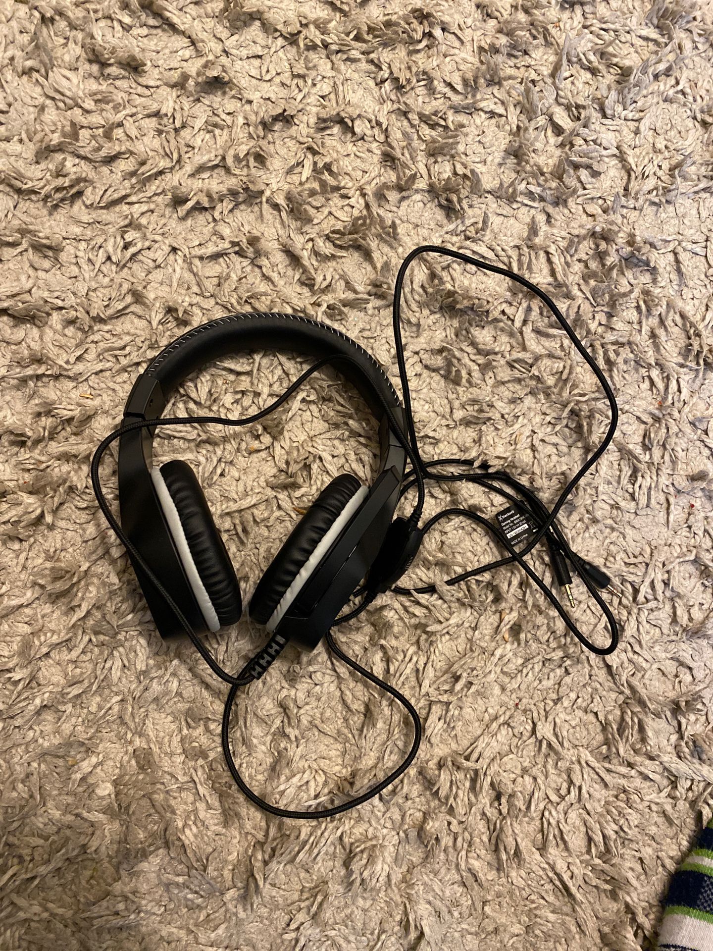 Computer headphones