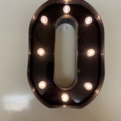 Letter “0” Marquee W/ Brand New Battery