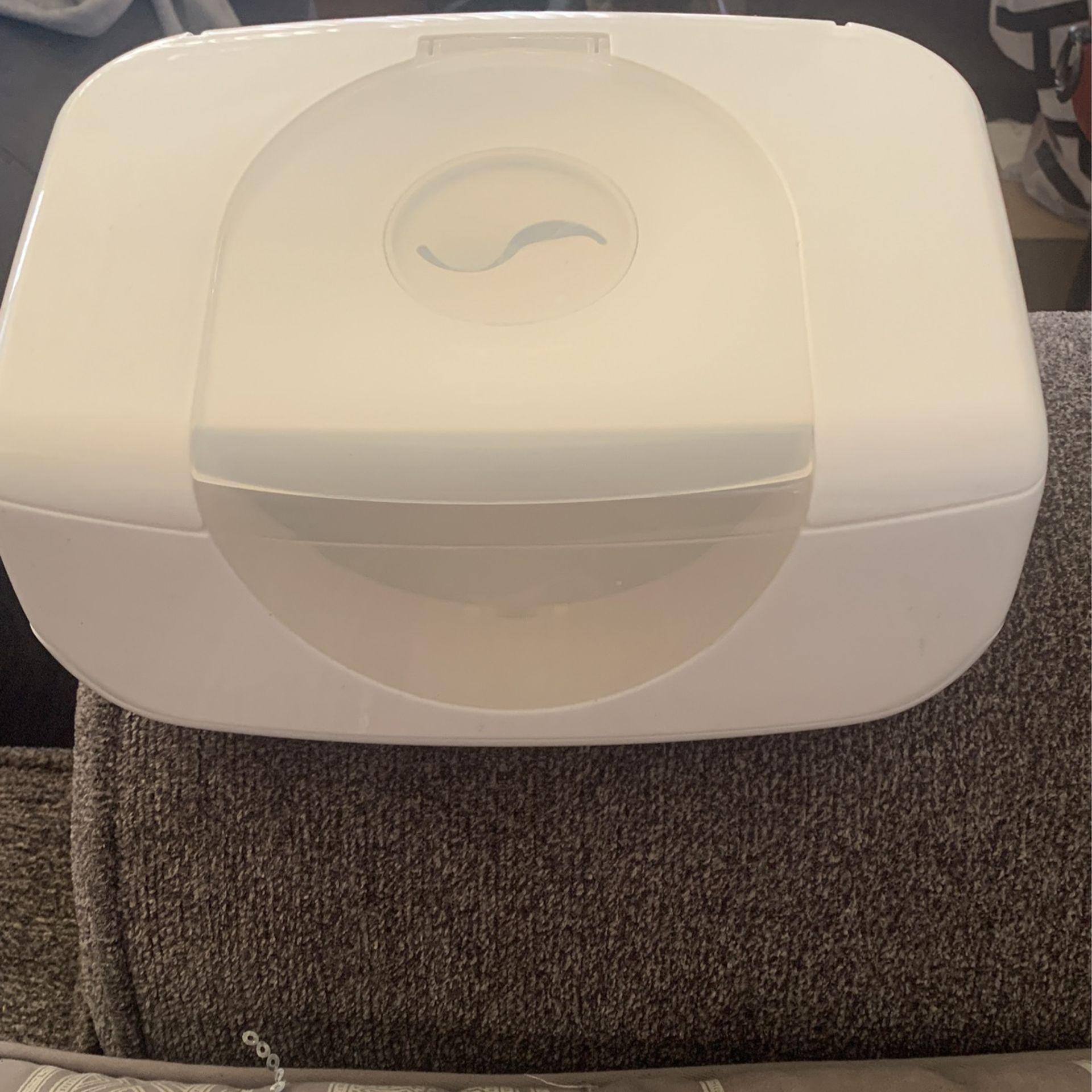 Contenedor Para Toallitas Eléctrico  Para Bebé .. Es Nuevo Sin Usar Llévatelo Pir $20