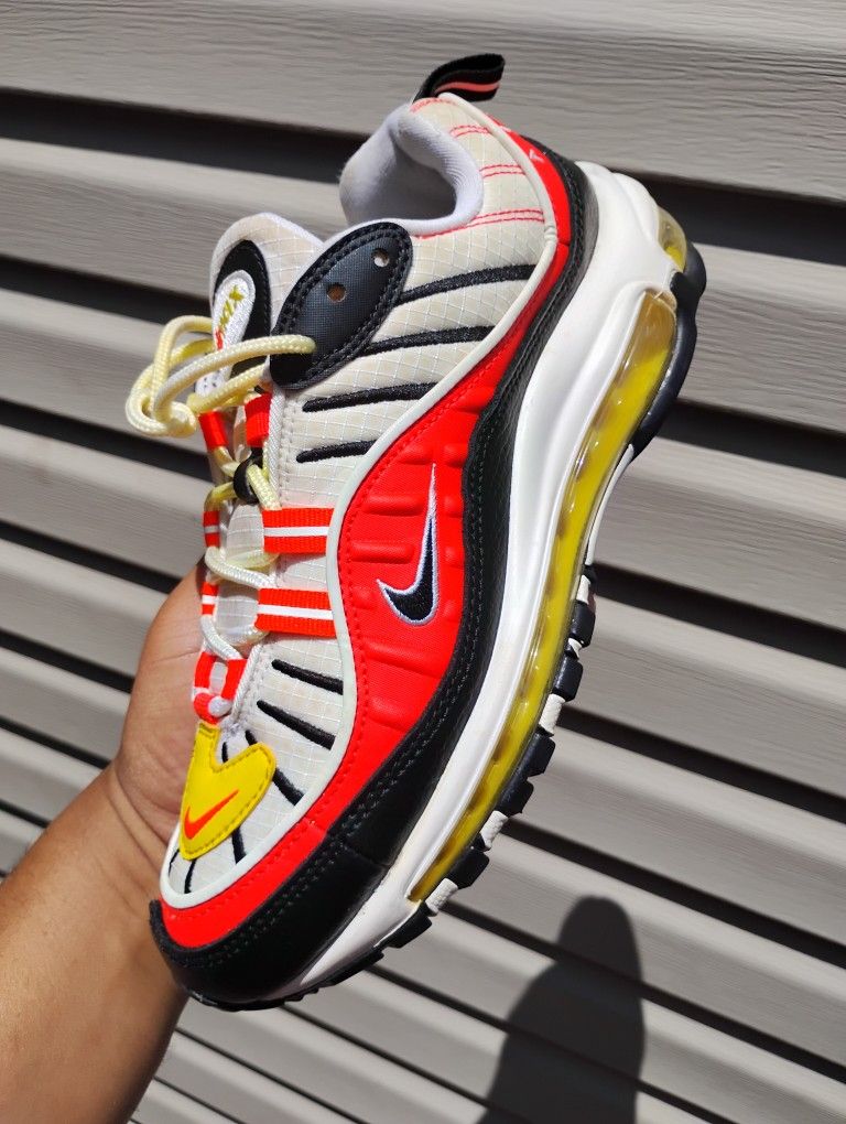 AIRMAX 98 SIZE 6 Y