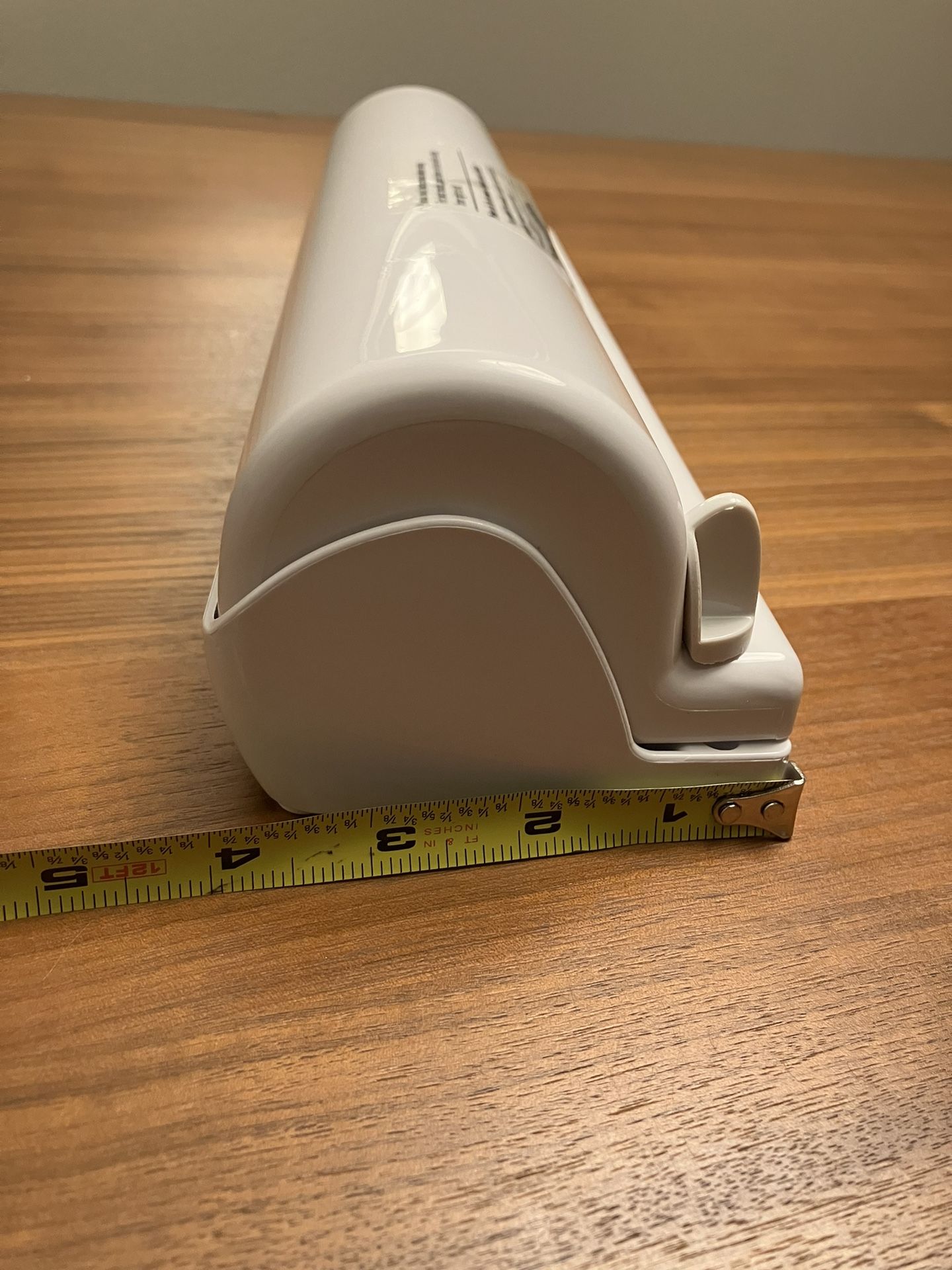 FoodSaver Store 'N Cut Plastic Food Roll Holder and Cutter, Vacuum