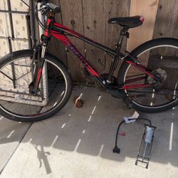 Giant Bike And Specialized Bike XS