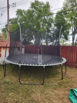 14 ft trampoline