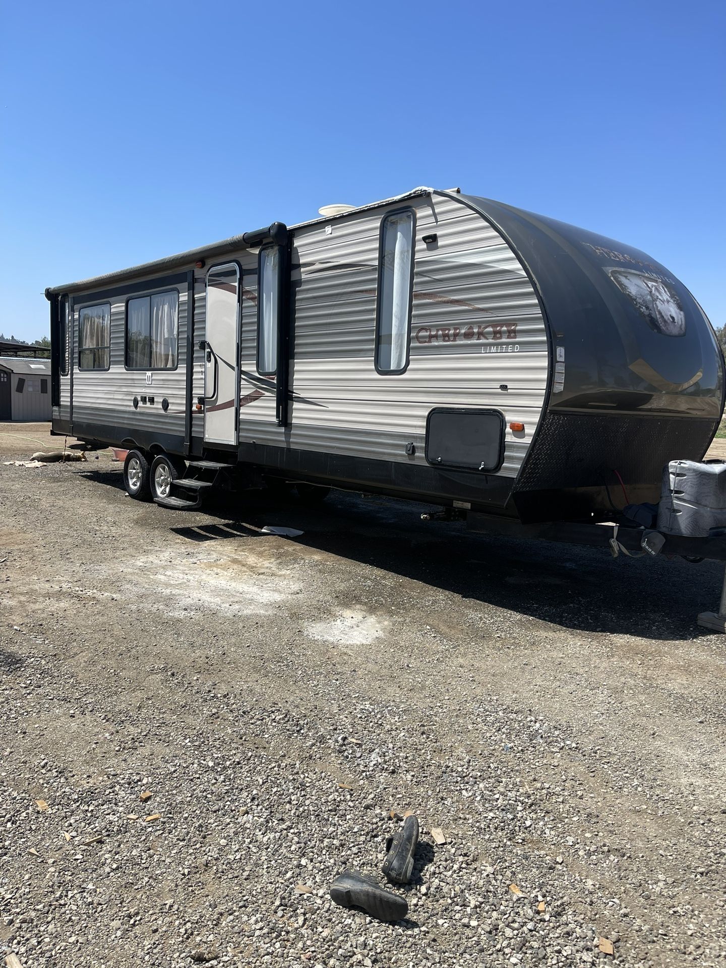 2016 Forest River Cherokee 304R 