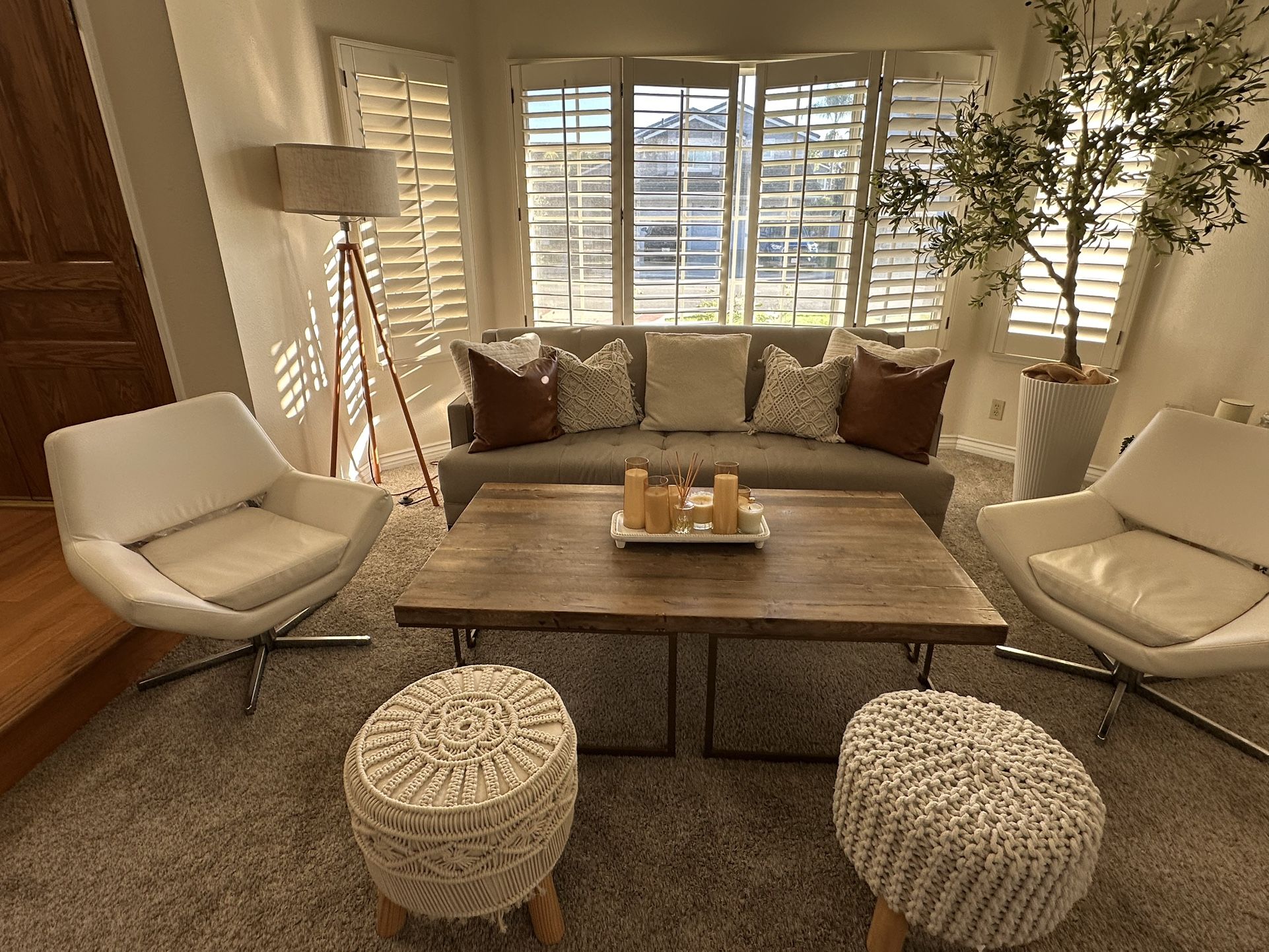 Light Gray Tuft Couch