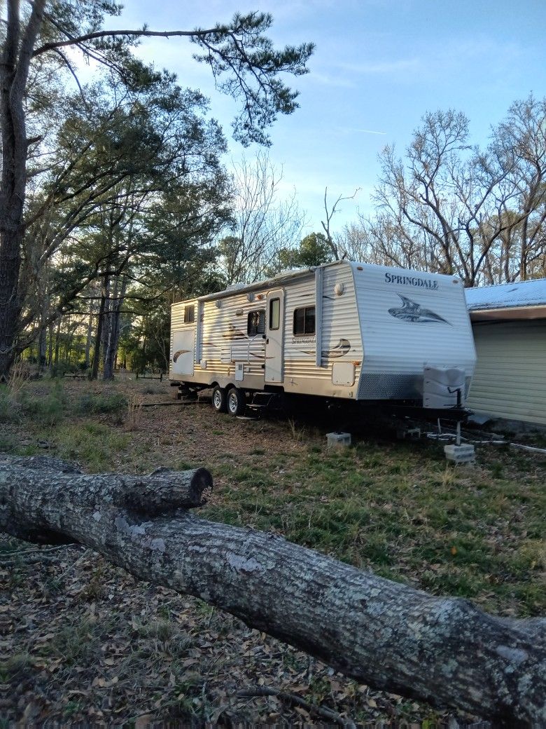 2011 Keystone Springdale