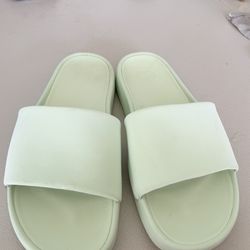 Lululemon sandals
