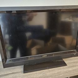 30 Inch Vizio TV With Fire Stick