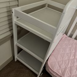3-in-1 Convertible Crib and Changer - White