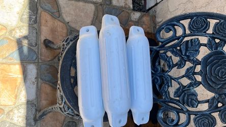 Set of 4 Boat Fenders all for$ 20.00.