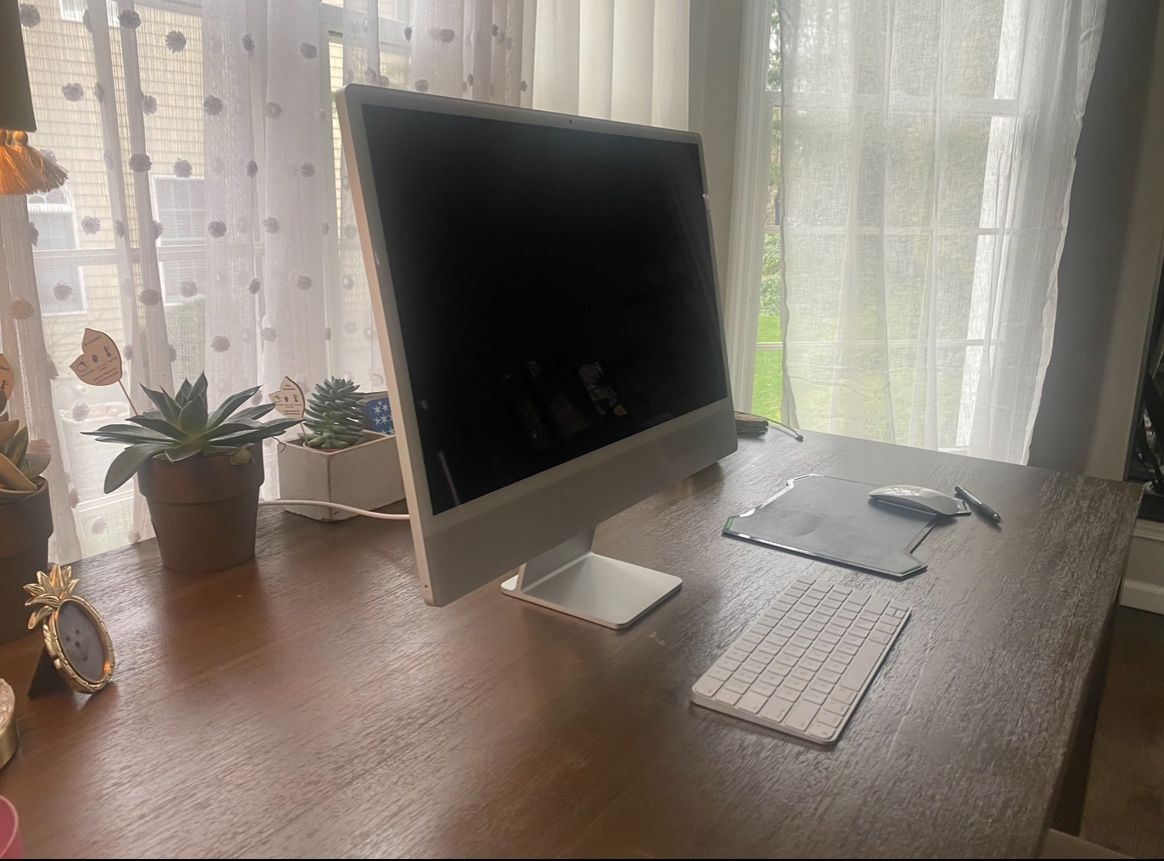Mac Desktop Computer