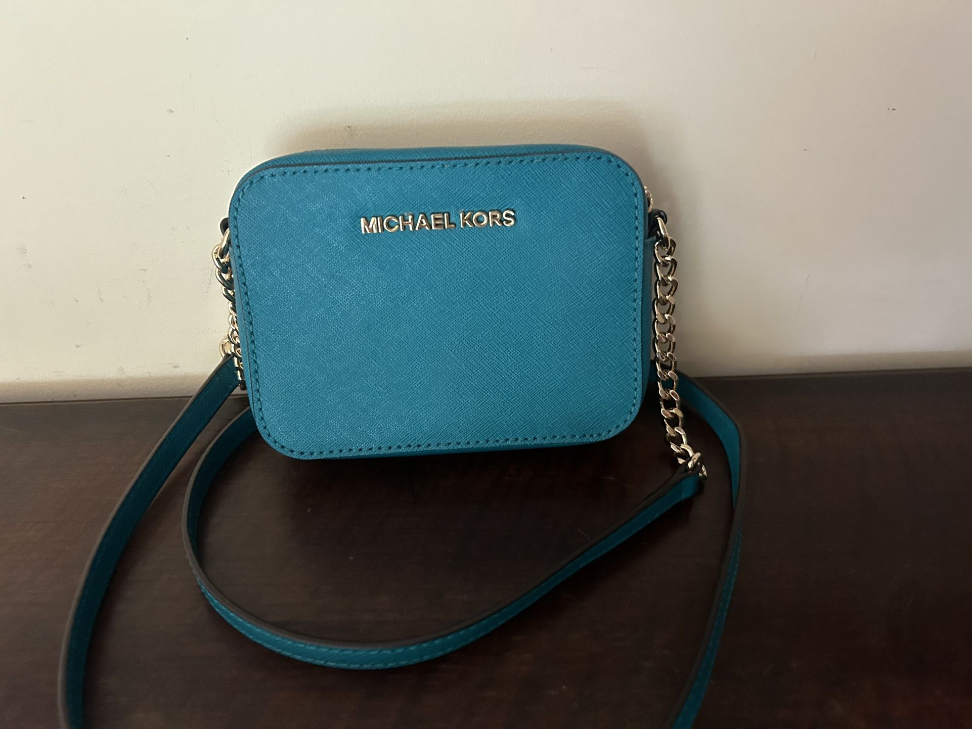 Michael Kors Cross Body Bag