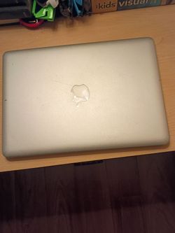 Apple MacBook Laptop