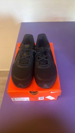 Nike Quest 5 Triple Black Men Sz 9
