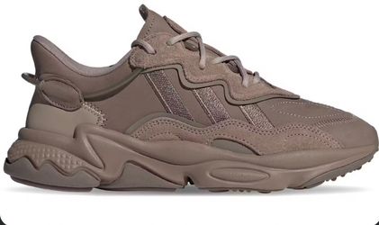 Adidas Women Oweego Shoes Size 8