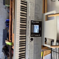  Y amaha PSR-S910 Arranger Workstation