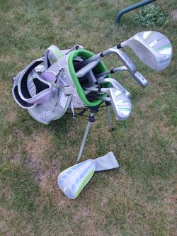 Youth golf clubs set ages 5 to 8