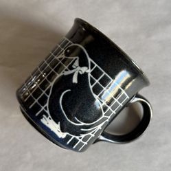 Vintage 10-oz Dark Blue Checkered Geese Mug 
