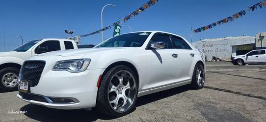 2016 Chrysler 300