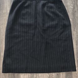 Ann Taylor Black Wool Pencil Workwear Women’s Pinstripe Skirt Size 6